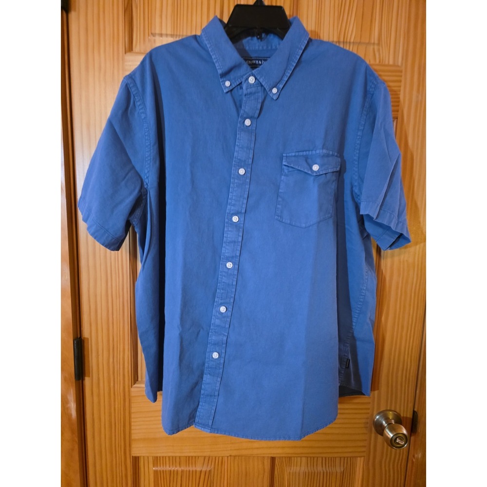crown and ivy mens shirt